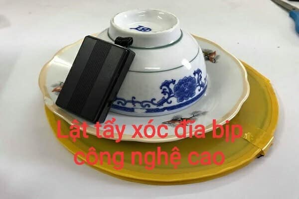 Xóc đĩa bịp